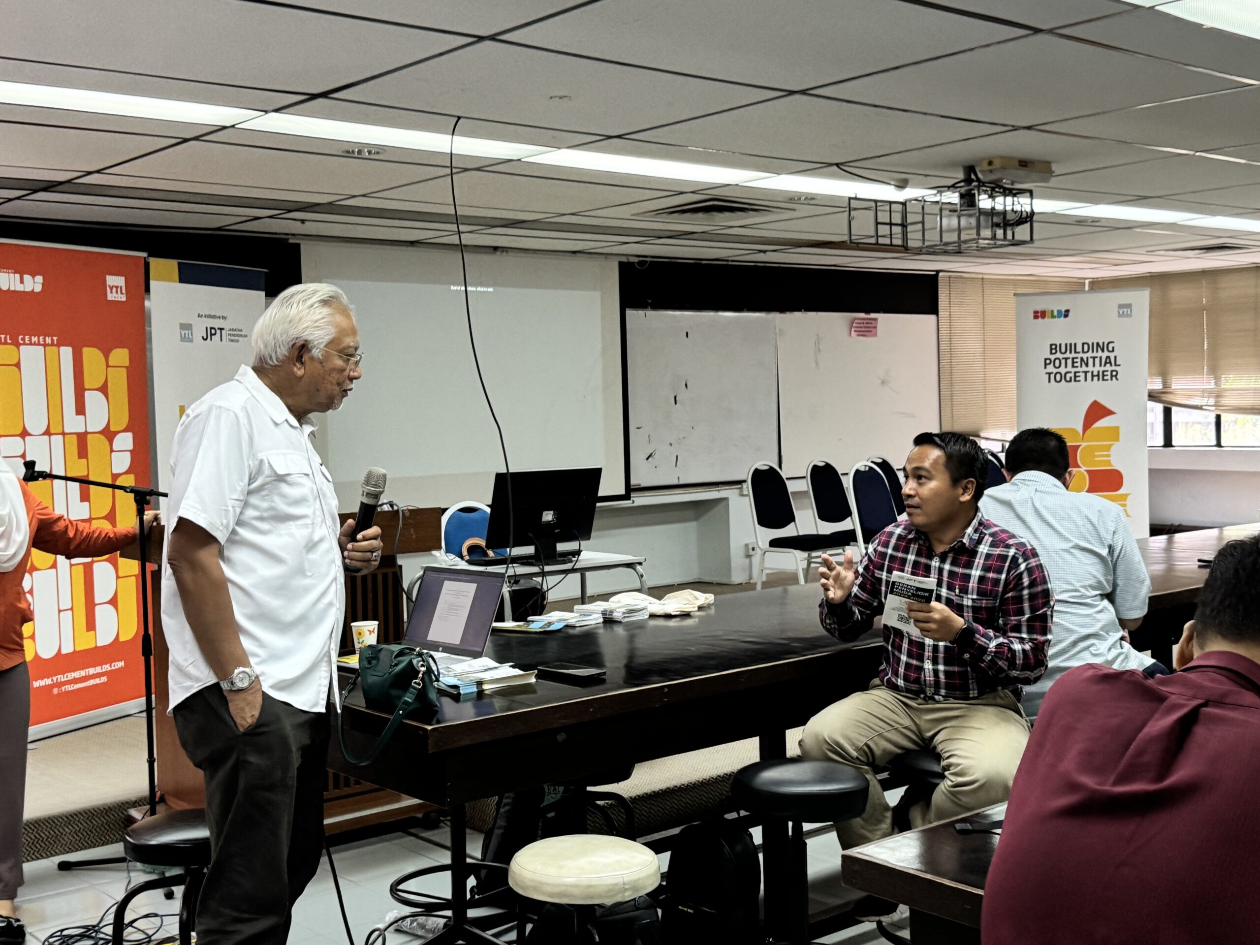 UIRC Roadshow at Universiti Kebangsaan Malaysia: A Stepping Stone for Young Researchers